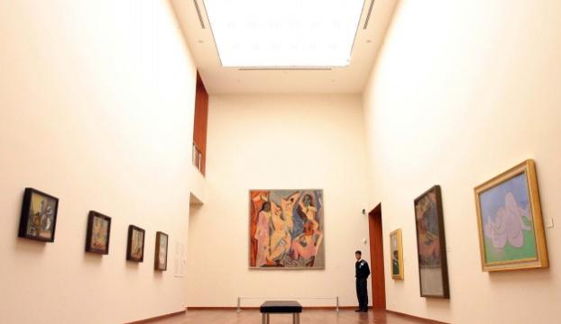 Picassoya ait olduğu düşünülen ve 50 yıl ABDde bir dolapta saklanan tablo satıldı